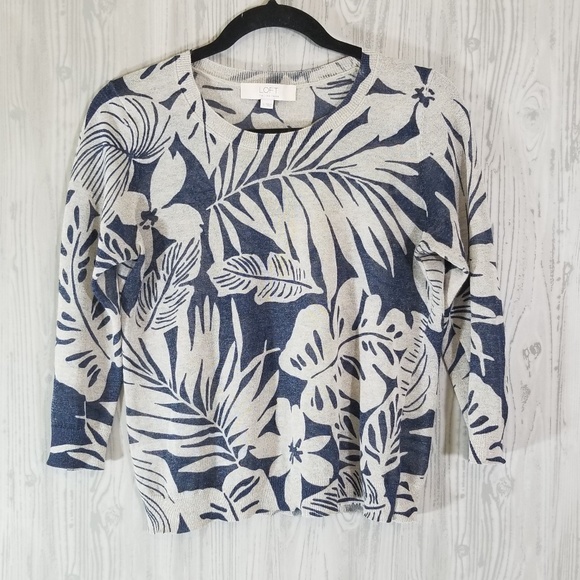 LOFT Sweaters - Loft Italian yarn tropical print sweater Navy S LOFT Sweaters - Loft Italian yarn tropical print sweater Navy S